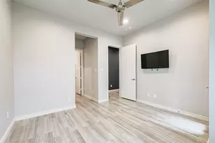 711 W Clay St, Houston, TX 77019 - Photo 9