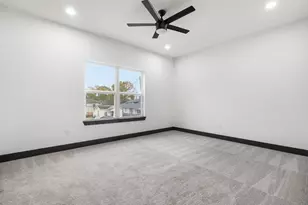 911 Panama Blvd, Houston, TX 77009 - Photo 19