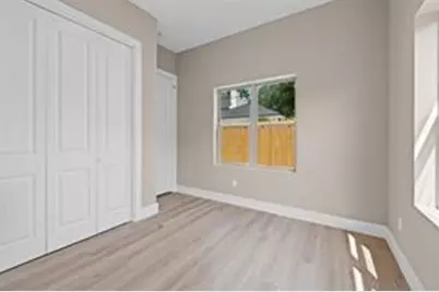 2615 Piemonte Avenue Cir, Spring City, TX 77388 - Photo 15