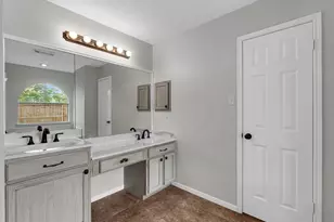 1316 Danielle Ln, Pearland, TX 77581 - Photo 13