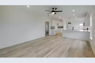 21130 Autumn Heights, Rosharon, TX 77583 - Photo 5
