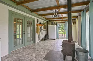 14657 County Rd 229, Bedias, TX 77831 - Photo 21