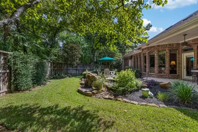 62 S Warbler Bend Circle, The Woodlands, TX 77382 - Photo 31