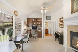 62 S Warbler Bend Cir, The Woodlands, TX 77382 - Photo 15