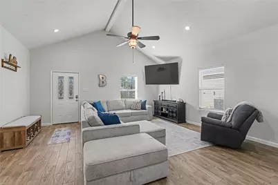 186 N Village Cove Loop, Livingston, TX 77351 - Photo 5