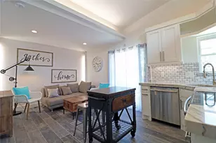 2310 McDuffie St, Houston, TX 77019 - Photo 1