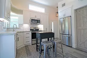 2310 McDuffie St, Houston, TX 77019 - Photo 5