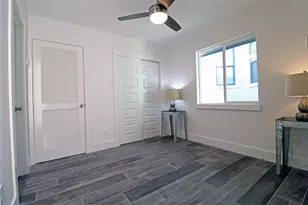 2310 McDuffie St, Houston, TX 77019 - Photo 9