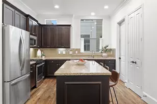 2411 Beall St, Houston, TX 77008 - Photo 13