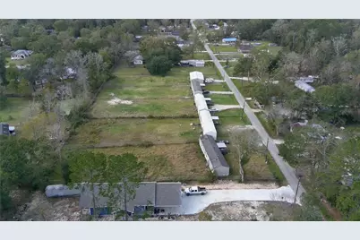 264 County Road 328 S, Cleveland, TX 77327 - Photo 9