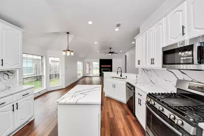 22918 Still Pond Drive, Tomball, TX 77375 - Photo 11
