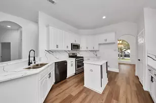 22918 Still Pond Dr, Tomball, TX 77375 - Photo 11