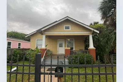 3600 Avenue S 1/2, Galveston, TX 77550 - Photo 1