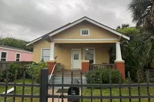 3600 Ave S 1/2, Galveston, TX 77550 - Photo 1