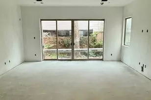 2412 Elmen St, Houston, TX 77019 - Photo 5