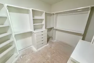 2412 Elmen St, Houston, TX 77019 - Photo 9