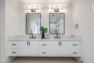 2412 Elmen St, Houston, TX 77019 - Photo 25