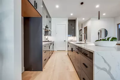 2412 Elmen Street, Houston, TX 77019 - Photo 9