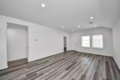 1930 Legacy Hills Drive, Houston, TX 77067 - Photo 21
