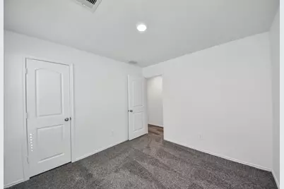 1930 Legacy Hills Drive, Houston, TX 77067 - Photo 35