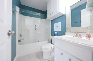 543 Sunset Cir, Galveston, TX 77554 - Photo 25