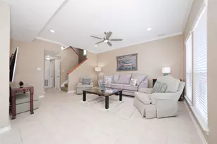 543 Sunset Cir, Galveston, TX 77554 - Photo 11
