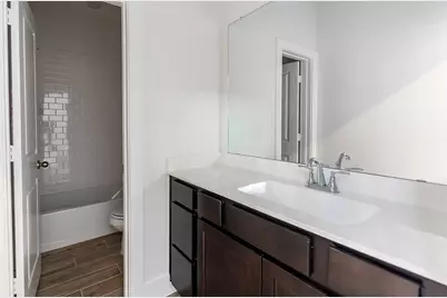 2405 Seaglass Terrace Drive, Katy, TX 77493 - Photo 17