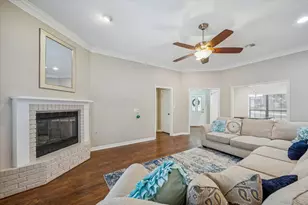2307 Katherine St, Brenham, TX 77833 - Photo 7