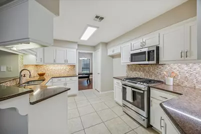 2307 Katherine Street, Brenham, TX 77833 - Photo 9