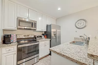 11711 Memorial Drive #389, Houston, TX 77024 - Photo 3