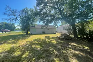 4439 9th St, Bacliff, TX 77518 - Photo 15