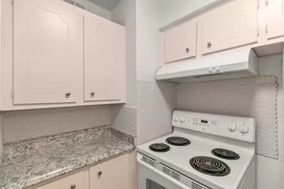 2229 Mimosa Drive #5, Houston, TX 77019 - Photo 5