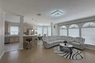 3822 Shady Harbor Dr, Houston, TX 77082 - Photo 9