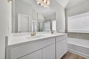 21923 Oia Is Dr, Hockley, TX 77447 - Photo 31