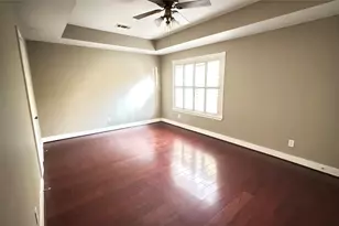 6418 Ferris Dr, Houston, TX 77081 - Photo 9