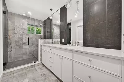 10819 Oasis Drive, Houston, TX 77096 - Photo 21