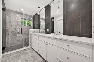 10819 Oasis Dr, Houston, TX 77096 - Photo 21