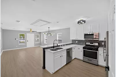 2917 Avenue M, Galveston, TX 77550 - Photo 11