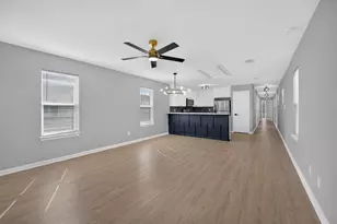 2917 Avenue M, Galveston, TX 77550 - Photo 7