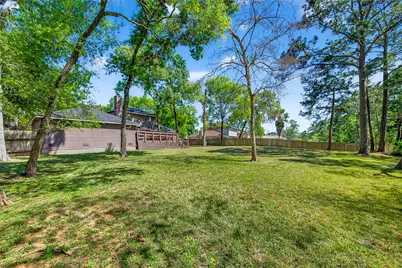 1015 Oak Leaf Street, La Porte, TX 77571 - Photo 11