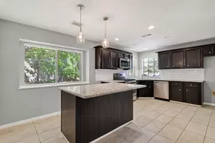 1015 Oak Leaf St, La Porte, TX 77571 - Photo 25