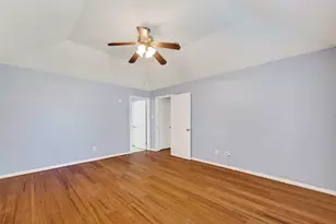 1015 Oak Leaf St, La Porte, TX 77571 - Photo 31