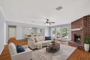 1015 Oak Leaf St, La Porte, TX 77571 - Photo 29