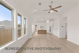 122 Neches Nook Ct, Conroe, TX 77304 - Photo 11