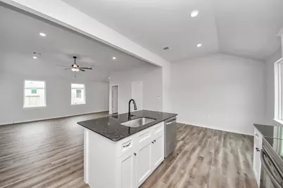 12825 Naval Drive, Conroe, TX 77306 - Photo 9