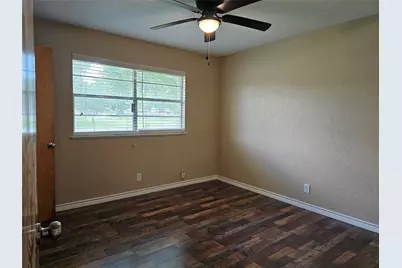 120 Ronald Avenue, Bay City, TX 77414 - Photo 15
