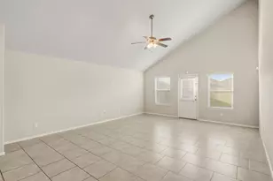 2202 Tannin Trce, Fresno, TX 77545 - Photo 9