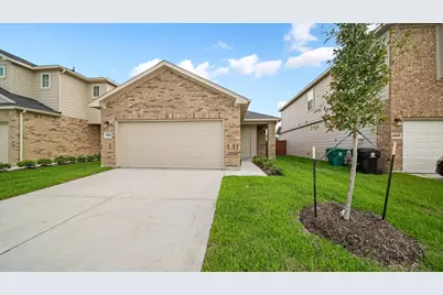 5015 Lady Morgan Drive, Houston, TX 77048 - Photo 1
