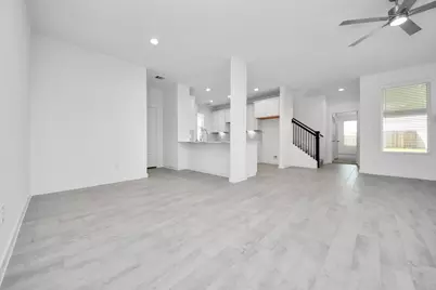 18551 Athena Flower Drive, Fresno, TX 77545 - Photo 5