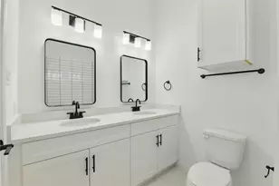 9902 Clark Rd, Houston, TX 77076 - Photo 19
